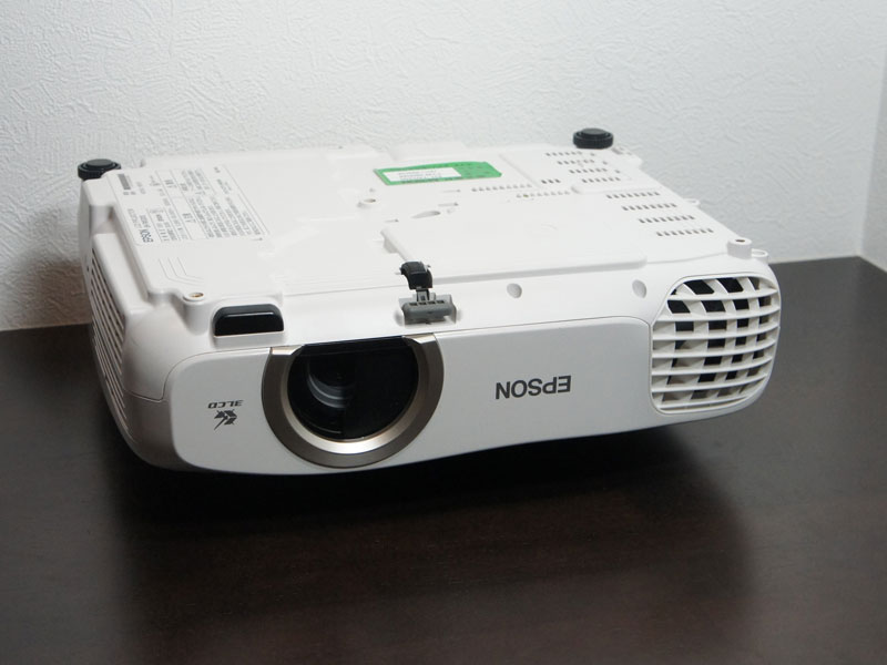 EH-TW5200 プロジェクター本体 HDMIケーブルつき EH-TW5200