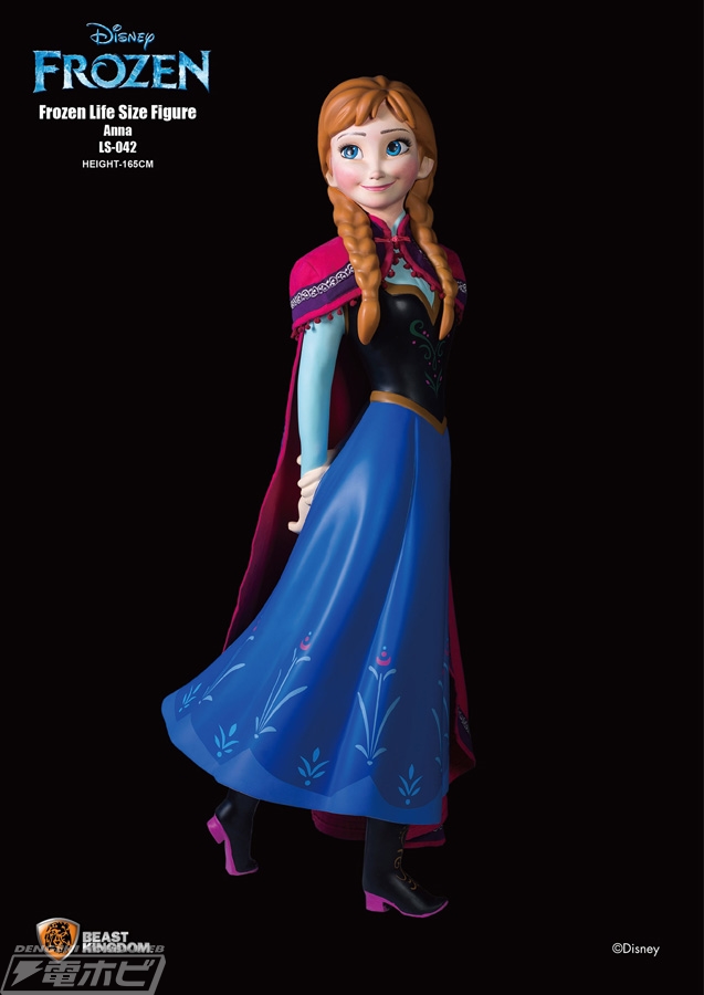 ありのままの大迫力サイズ！アナ、エルサ、オラフが1／1スケールで登場