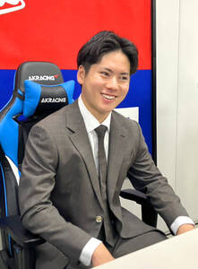 中日】金丸夢斗は900万円アップの2500万円「中心になってい