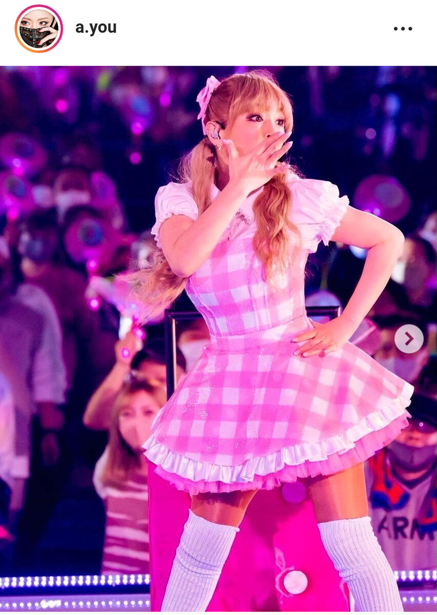 浜崎あゆみ、ミニスカで美脚を披露「可愛すぎる 天使なの？妖精なの