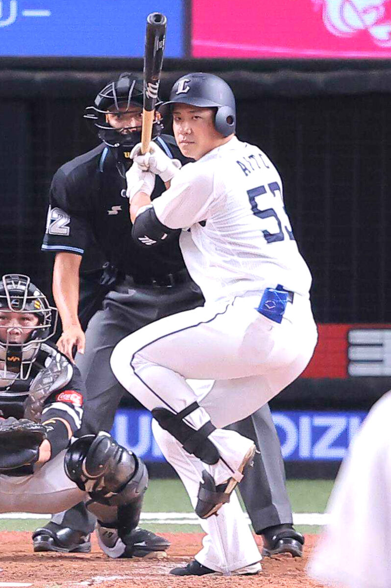 西武ライオンズ 愛斗選手 バッティンググローブ 配送 西武ライオンズ