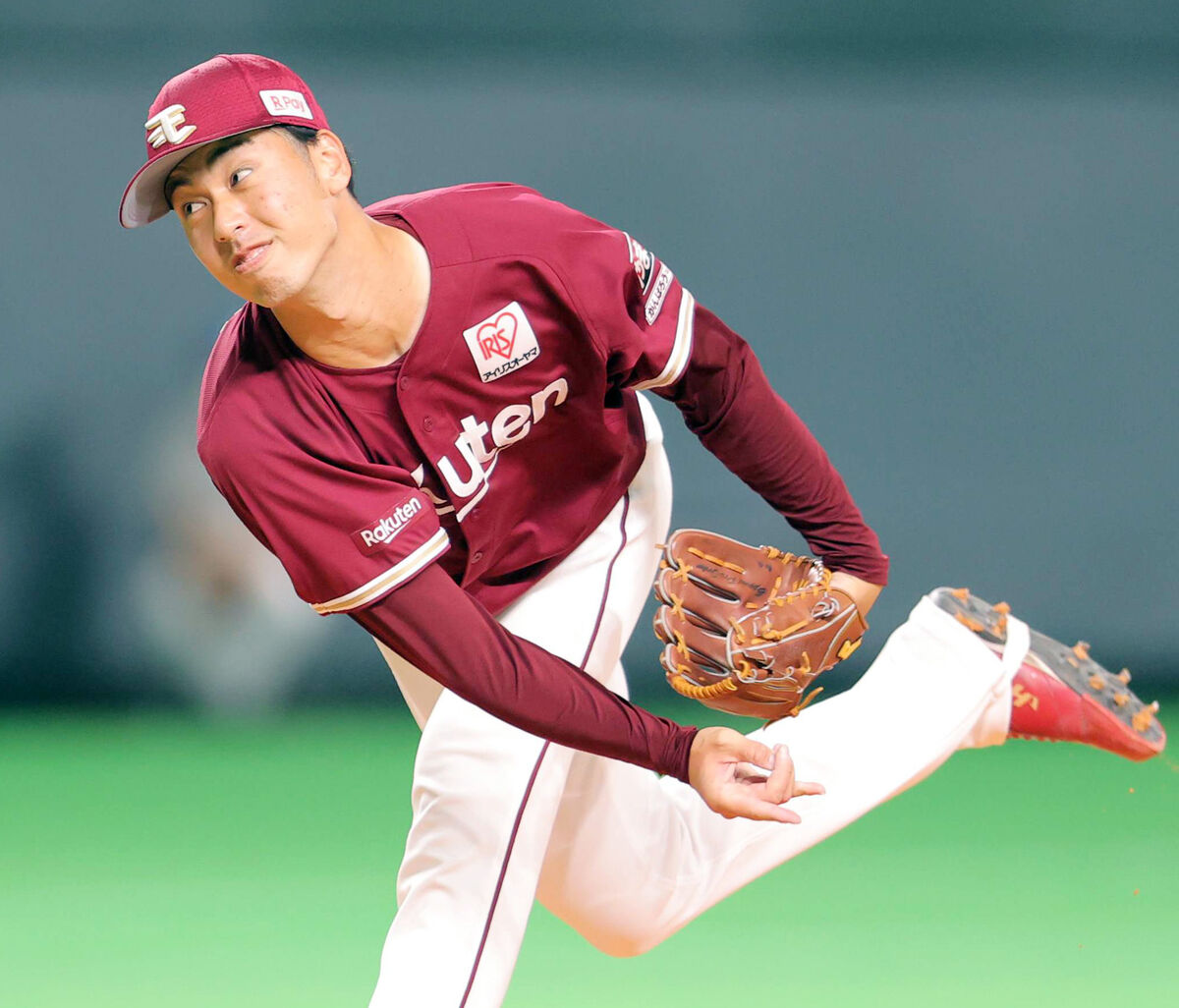 楽天】石井一久監督が背番号変更 現役時代に着用した「16」へ｜パ