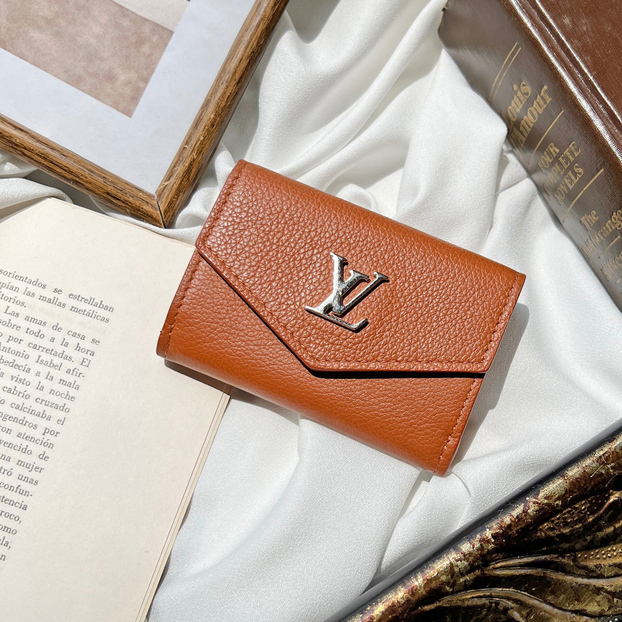 ルイヴィトン ジャイアント ジッピーウォレット ラウンド長財布 M80359