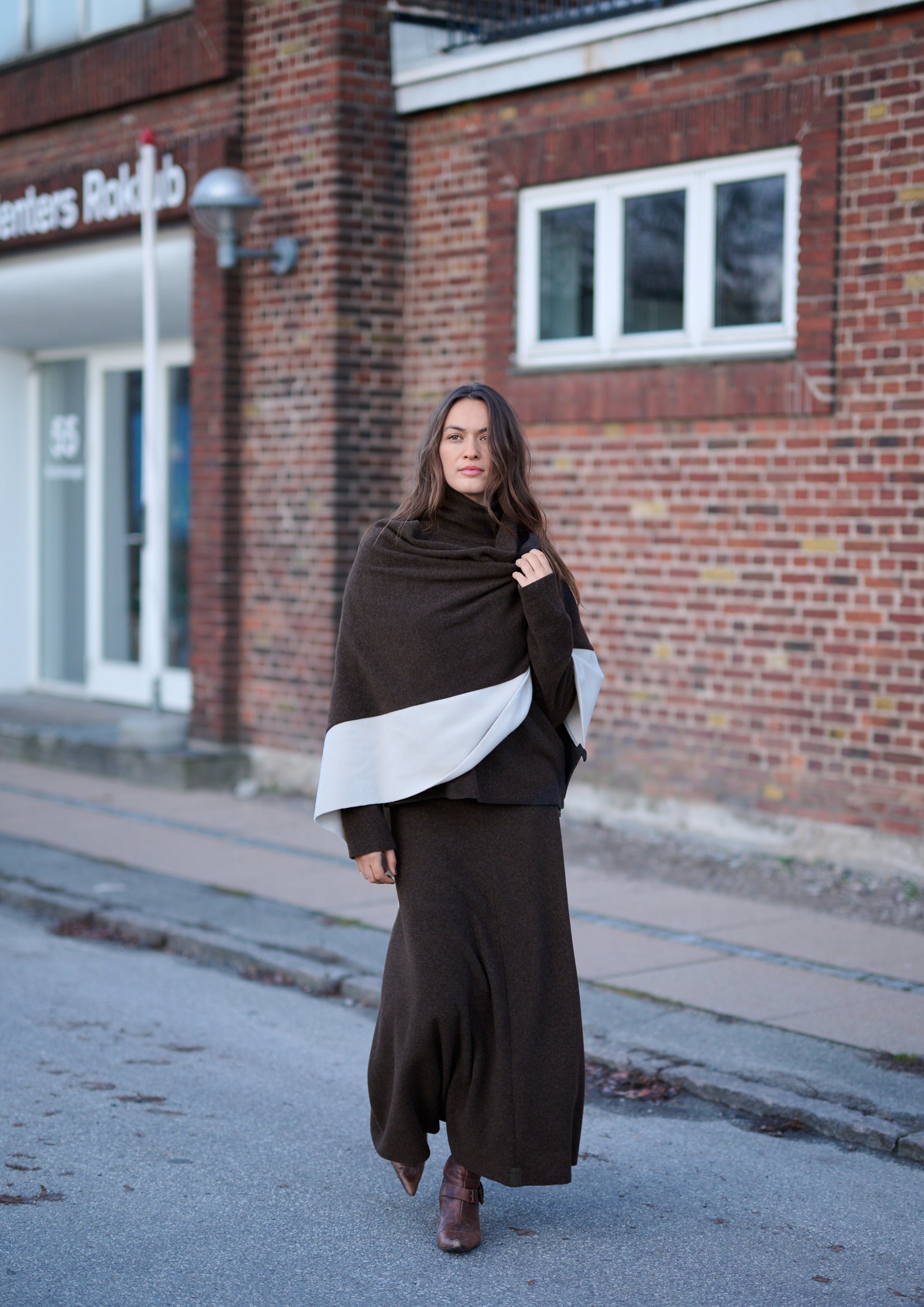 2 COLORED PONCHO - 4068 - CHOCOLATE/KIT