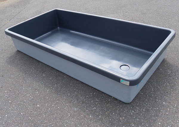 FRP飼育水槽｜トーワ・ケミカル事業部