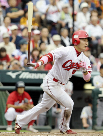 盗塁王の丸、背番号「63」から「9」へ/カープ/野球/デイリースポーツ