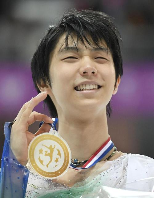 羽生結弦、フリー3位も4連覇「これがフィギュアスケート」/スポーツ