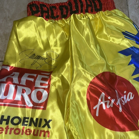 マニー・パッキャオ直筆サイン入りイエローボクシングトランクス