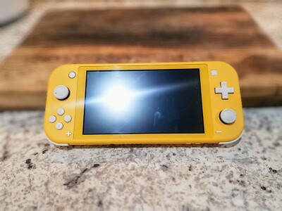 動作確認済】Nintendo Switch Lite イエロー SDカード付 Nintendo
