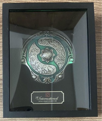 Dota 2 TI 2018 Collector Aegis Green 1 5 Scale Figure Limited from