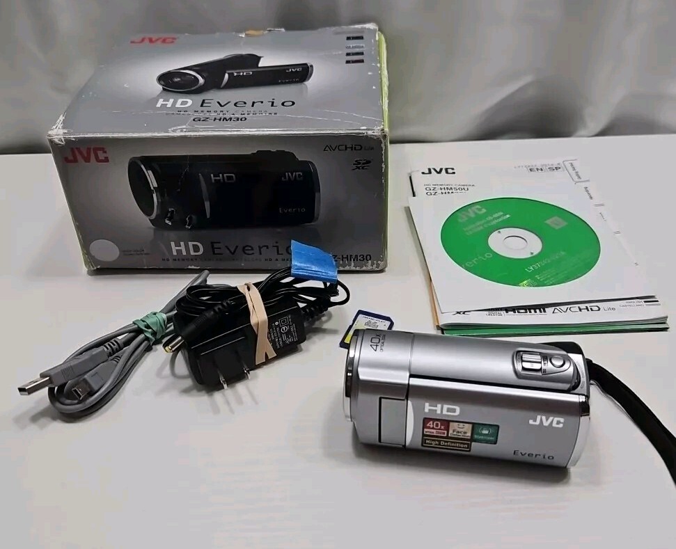 JVC Everio GZ-HM30 GZ-HM30SU HD Camcorder Silver With Battery And