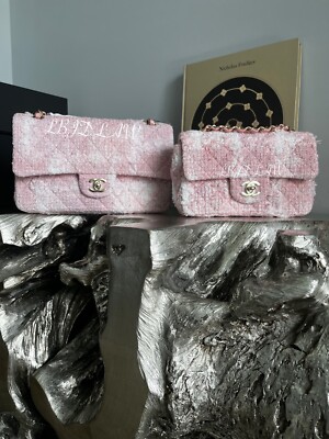CHANEL 22C Pink White Tweed Medium Flap Handbag Gold 2022 Classics
