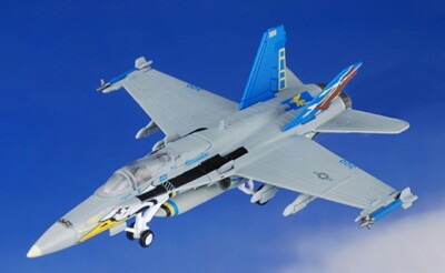 Herpa US Navy Boeing F/A-18C Hornet VFA-82 Marauders 1/200 diecast