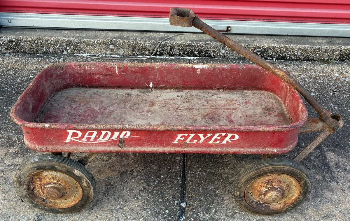 Vintage Radio Flyer Wagon In Vintage & Antique Pull Toys for sale
