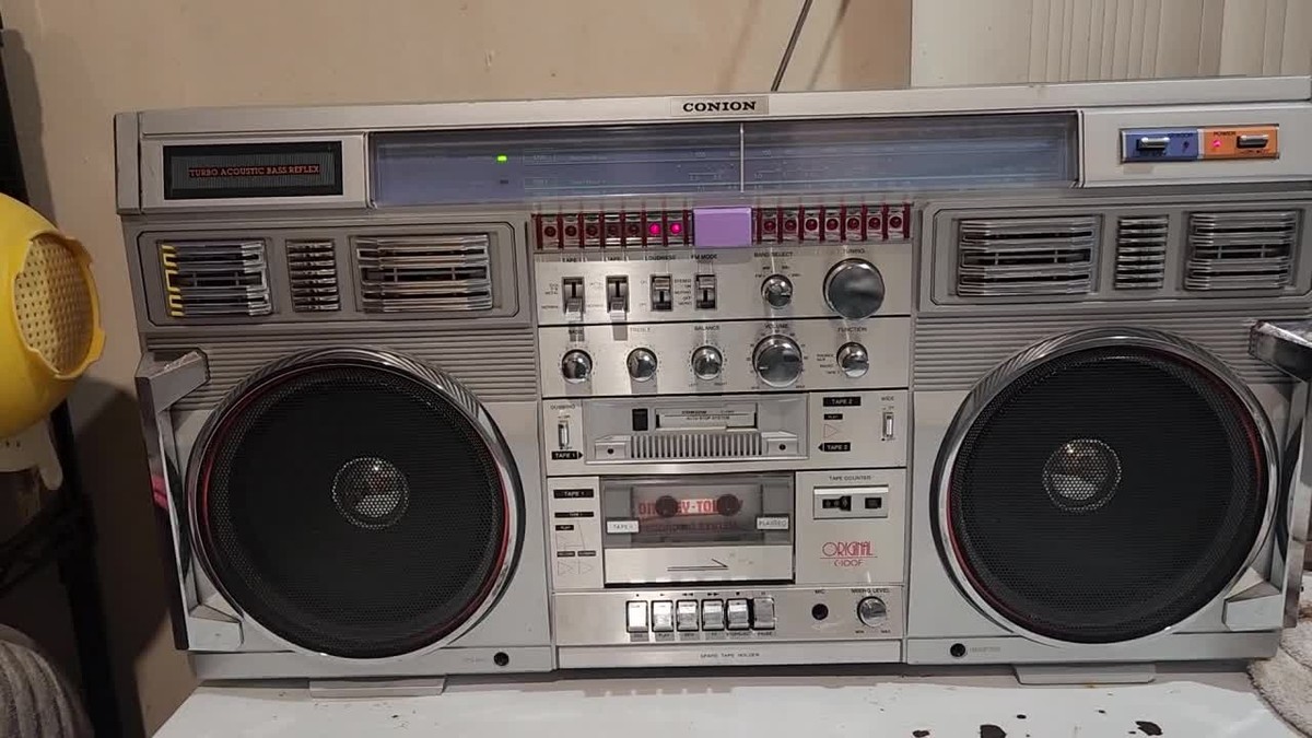 Vintage BOOMBOX CONION C-100F Ghetto Blaster Cassette Radio