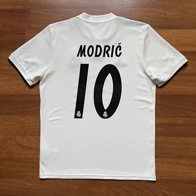 REAL MADRID ADIDAS 2018/2019 FOOTBALL HOME JERSEY #10 MODRIC SIZE