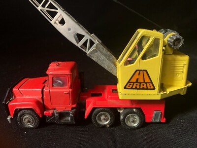 Corgi Major #1154 Mack-Priestman Crane Truck Diecast (Vintage