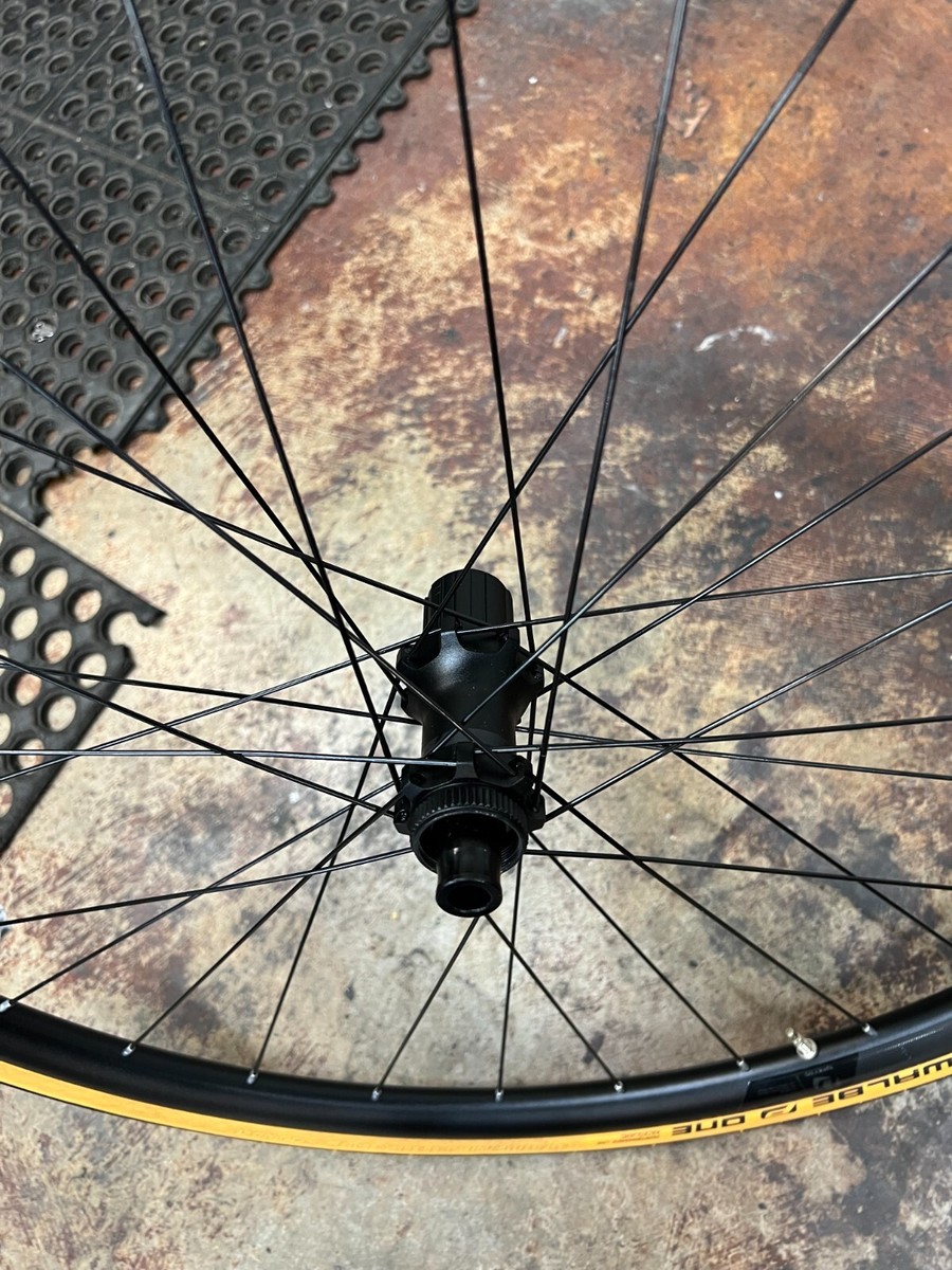 Syncros RP2.0 Wheels with Tan Wall Schwalbe ONE tires | eBay