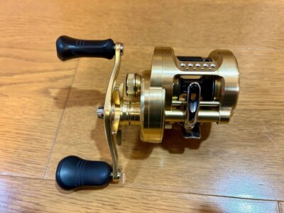Shimano 18 CALCUTTA CONQUEST 300 Right Handed Bait Casting Reel | eBay