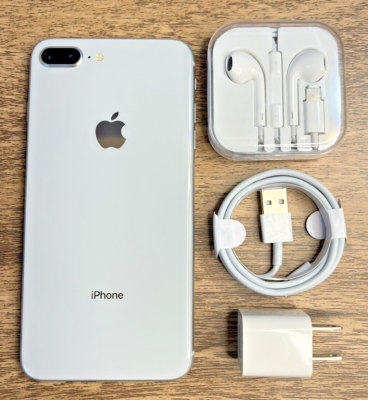 Apple iPhone 8 Plus - 64GB - Silver (Unlocked) A1864 (CDMA + GSM