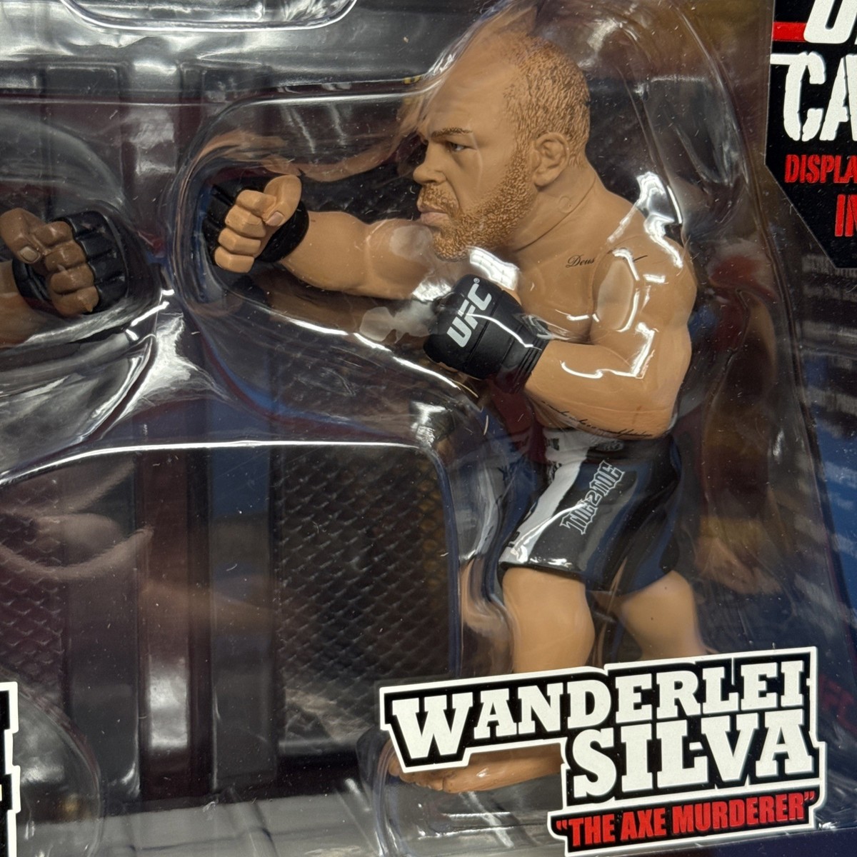 Round 5 UFC Versus Series 1 Action Figure 2pack Quinton Rampage