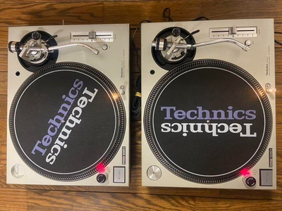 Used Technics SL-1200 MK3D Silver Pair Direct Drive DJ Turntables