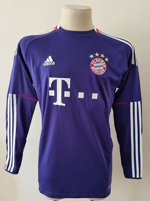 Bayern Munich 2010-2011 Goalkeeper football Adidas Player Issue