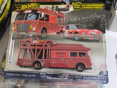Hot Wheels Team Transport Mix H 2025 Ferrari 250 GTO and Fiat 642