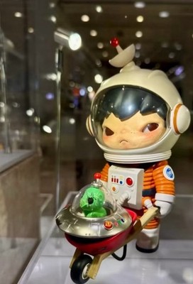 POP MART hirono Ono Looking for Aliens Large Handicraft | eBay