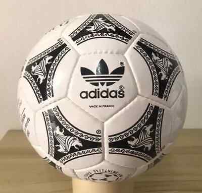 Adidas Questra FIFA Soccer World Cup 1994 Official Match Foot Ball