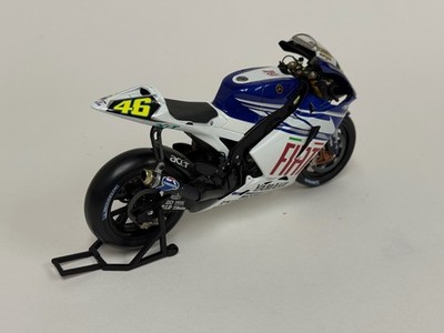 1/12 Minichamps Yamaha YZR-M1 from 2007 Moto GP Valentino Rossi