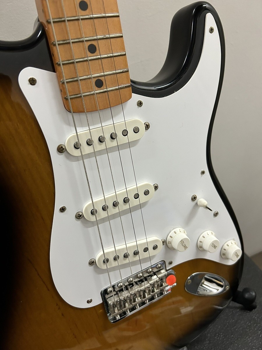1994 Fender USA 40th Anniversary 1954 Re-issue Strat 2-Tone