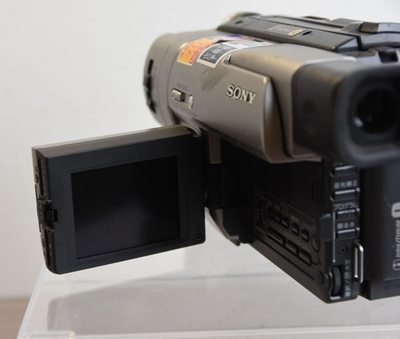 Sony CCD-TRV66 Handycam Vision Hi8 Video Camera XR Camcorder Hi-Fi