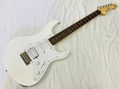 Electric Guitar Yamaha Pacifica PAC012 White Made in Indonesia