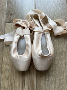 Gaynor Minden Pointe Shoes | eBay