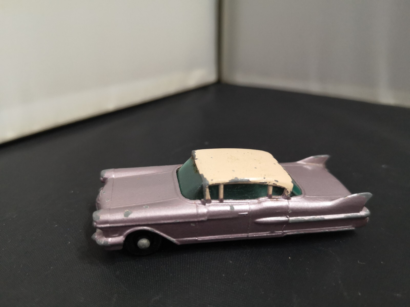 Matchbox 27c, Cadillac 60 Special - Free Price Guide & Review