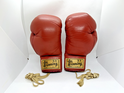 Winning Vintage Initial Old Logo Boxing Gloves 8 oz Red Lace-up