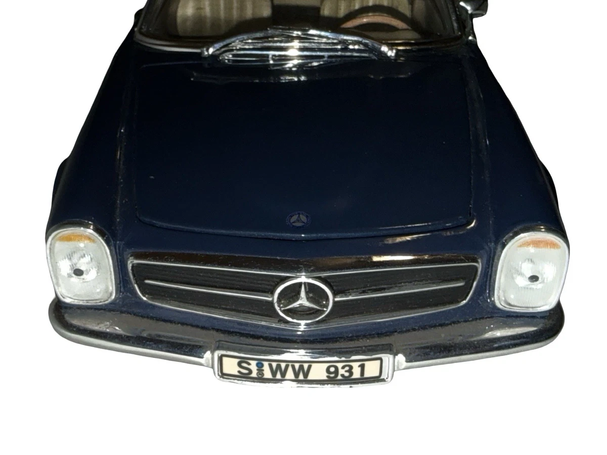 Anson Mercedes-Benz 1:18 Scale Diecast Cars, Trucks & Vans for