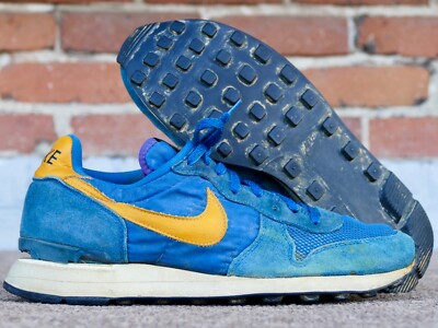 Vintage Nike Internationalist Sz 9 blue/gold 1982 1980s 80s waffle