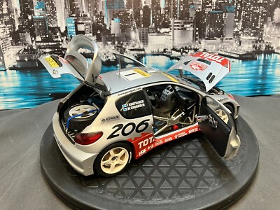 Auto Art 1/18 Peugeot 206 #1 WRC Monte-Carlo Gronholm Rautiainen