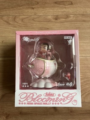 POP MART MEGA SPACE MOLLY 100% Blooming-Sakura H110mm JAPAN