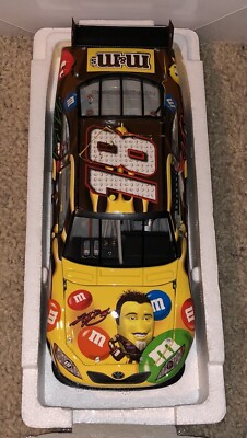 1:24 Kyle Busch #18 M&M's Fantasy 2008 Camry 1 of 949 Limited