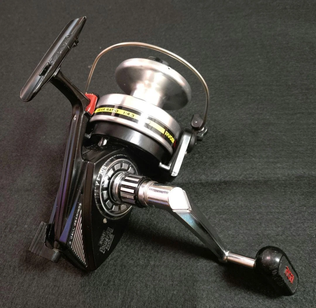 リール RYOBI ADVENTURE CARBON 70 MAGTEC リール RYOBI ADVENTURE