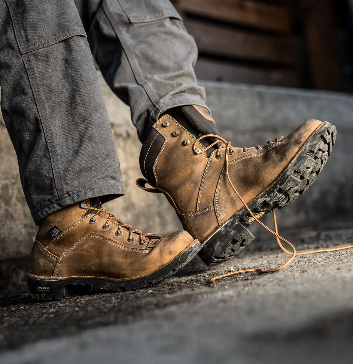 Danner - Quarry USA Distressed Brown Insulated 400G Composite Toe