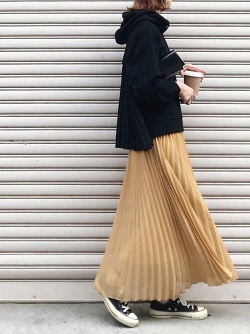 この秋一番に買うべき♡絶対つかえる大人系「最旬パーカー＆スウェット」