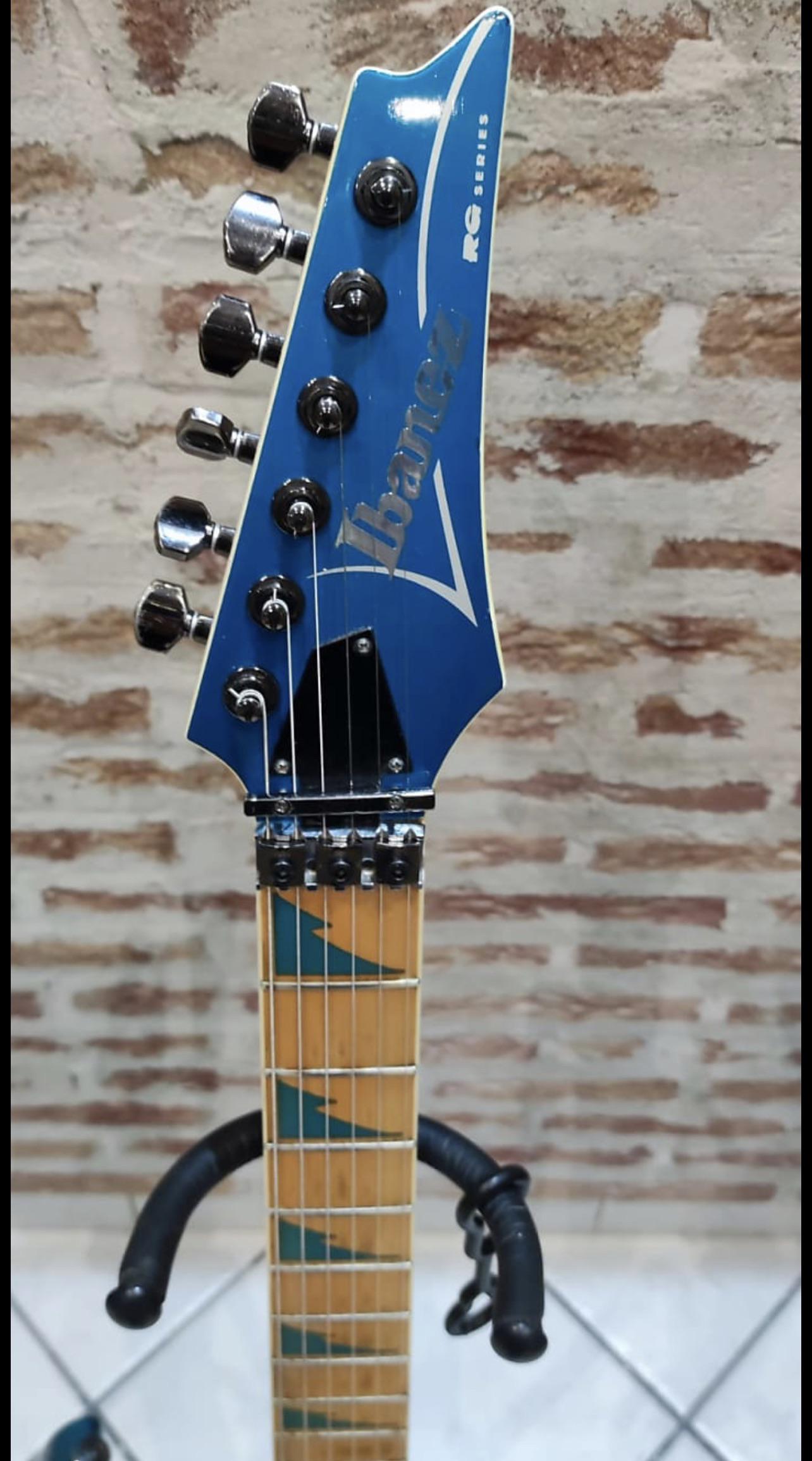 Does this headstock look legit for a '93 RG770DX? : r/Ibanez