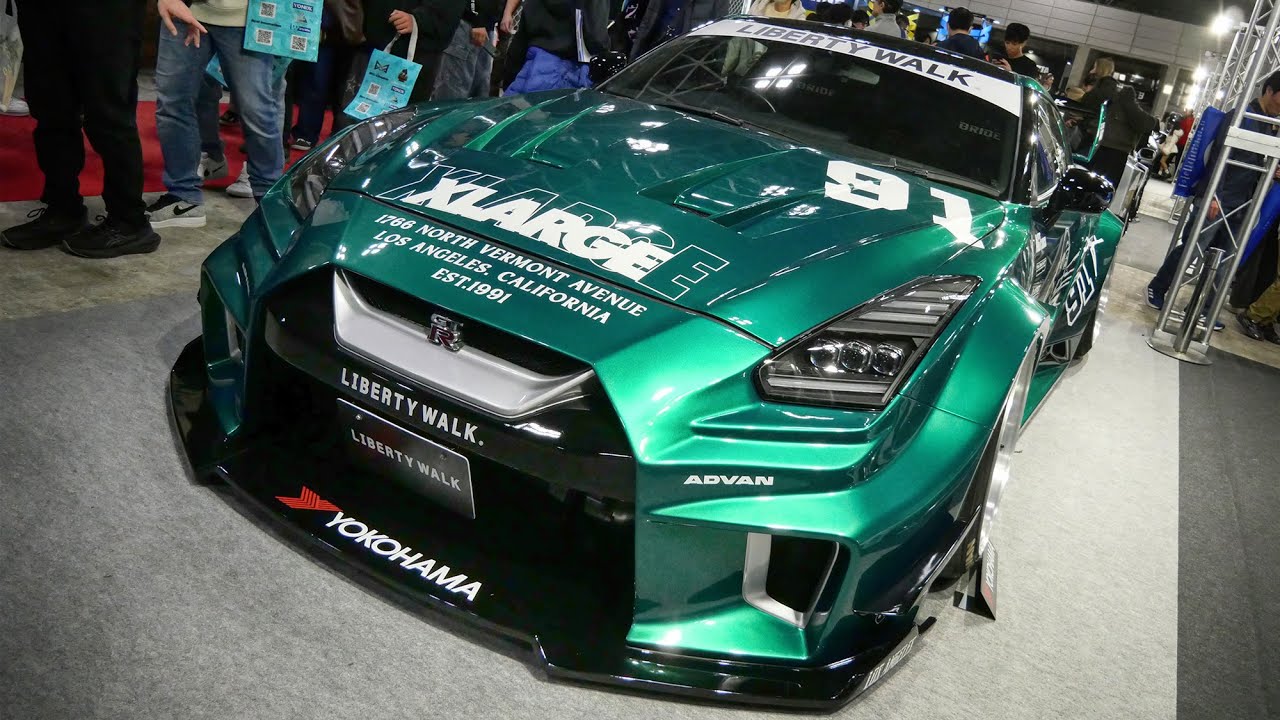 LIBERTY WALK×XLARGE LB-Silhouette WORKS GTR 【Cars and】東京