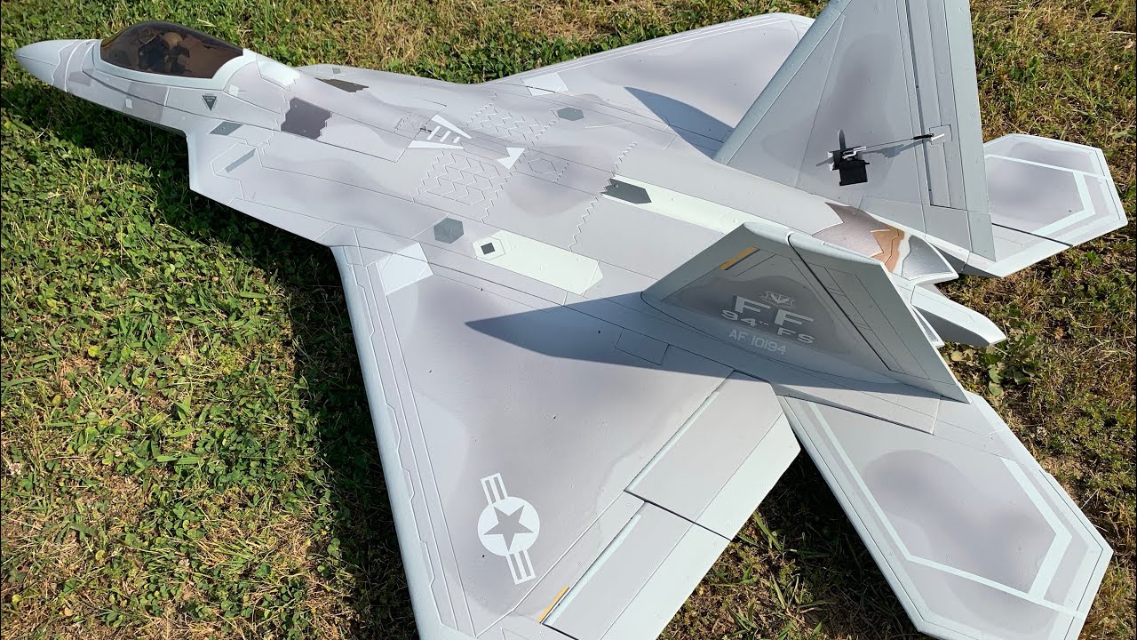 通販で買ったF22ラプターラジコン飛行機を飛ばしてみた - YouTube