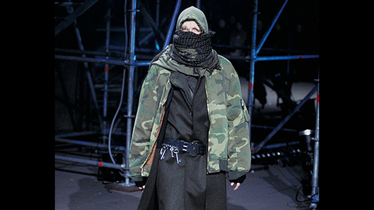 Raf Simons Autumn/Winter 2001-2002 