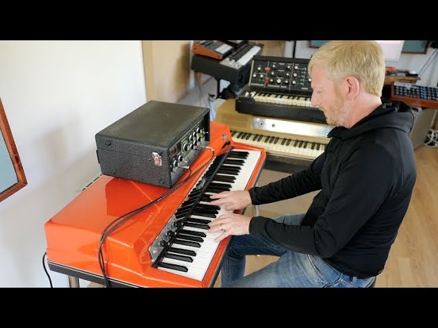 Vintage Vibe 64 Deluxe Electric Piano - YouTube